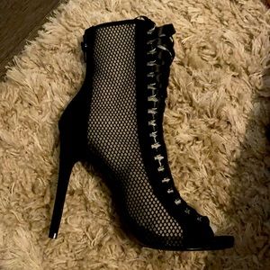 Brand new Steve Madden booties